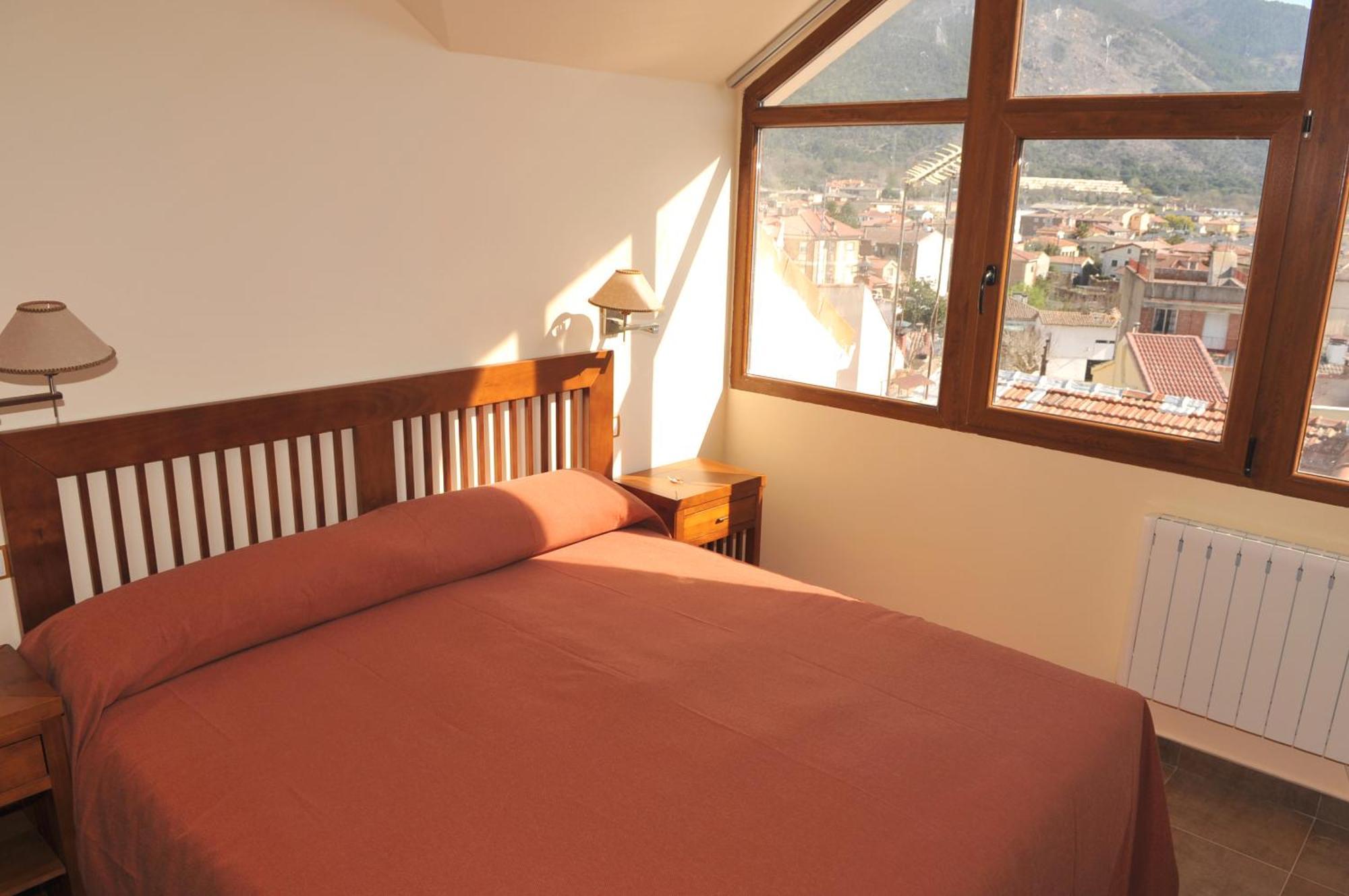 Edificio Reyes Apartment La Adrada